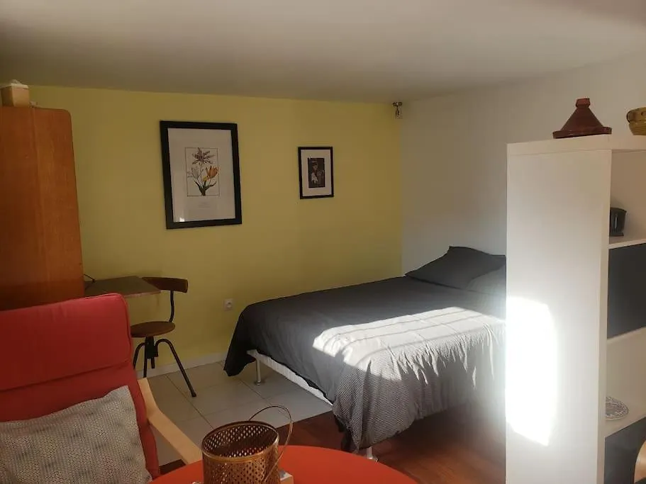 Studio Buena Vista Avec Terrasse Sur Jardin Bron Apartament